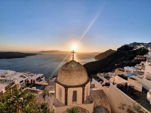 Rhodes หรือ Crete: ตัวเลือกที่ดีที่สุดสำหรับวันหยุดพักผ่อนในปี 2021 คืออะไร?