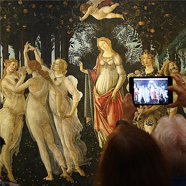 Galerie Uffizi ve Florencii: obrazy, vstupenky a vstup zdarma
