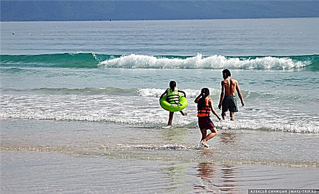 Where to go to the sea with children in March 2021