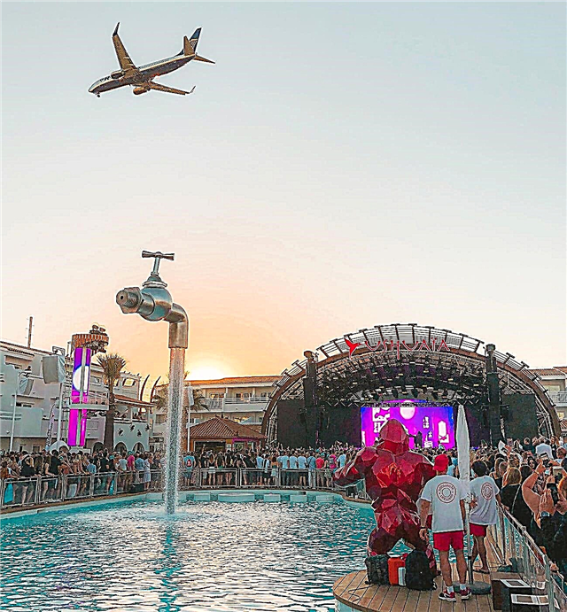 Allons à Ibiza ! Jours fériés et prix en 2021. Avis de touristes