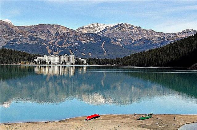 कनाडा की 30 मुख्य झीलें