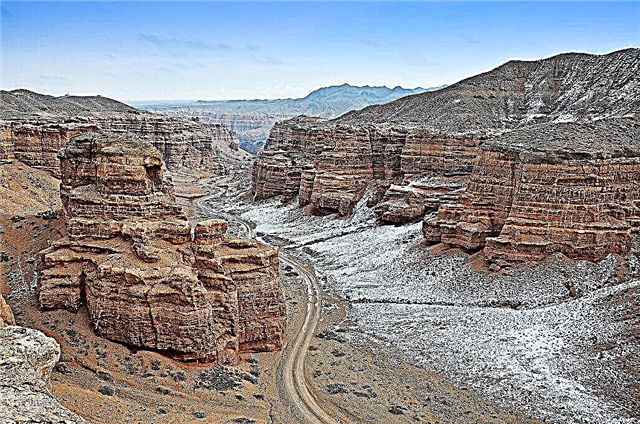 Top 10 - parcuri naționale din Kazahstan