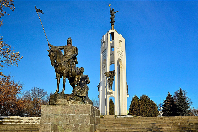 30 monumen terbaik Bryansk