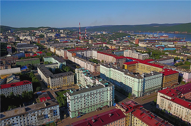 15 cidades principais da região de Murmansk