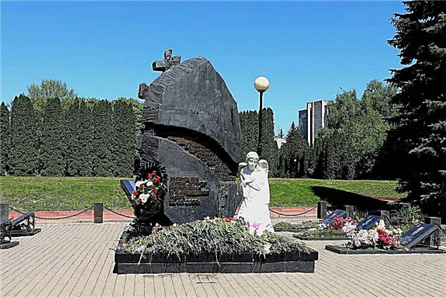 30 popular monuments of Kursk