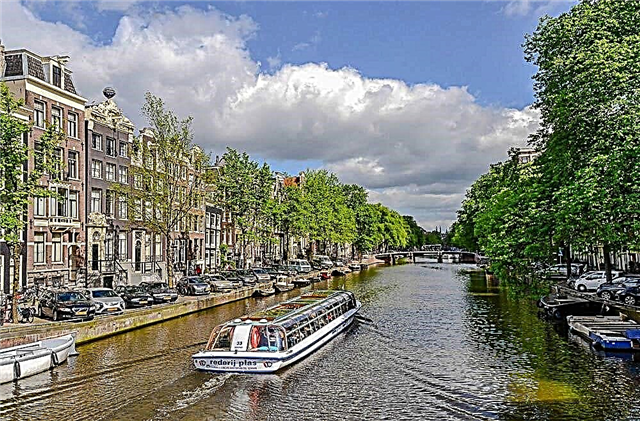 Φτηνές πτήσεις για Άμστερνταμ από Μόσχα, τιμές