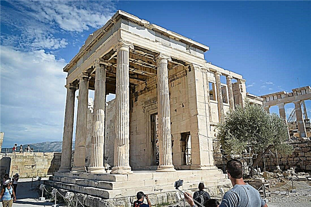 Major attractions in and around Athens