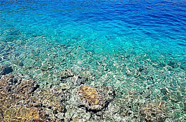 Vacances en Grèce en été, combien ça coûte de se détendre et prix des visites