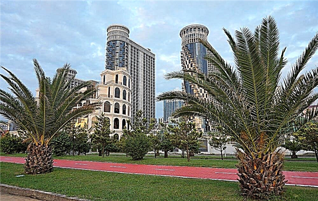 How much money to take in Batumi for a vacation by the sea?