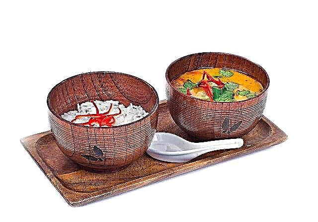 Real sopa tailandesa de Tom Yam Kung en casa: una receta detallada para cocinar