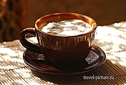 Tradisjonelle tyrkiske drinker og tyrkisk te