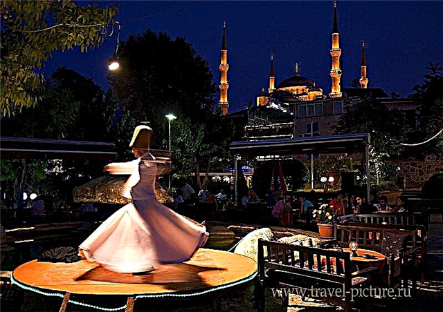 جولة ليلية تركية وعرض خيالي