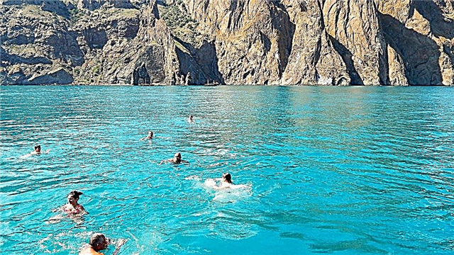 ما هو أفضل مكان للاسترخاء في شبه جزيرة القرم في صيف عام 2021؟