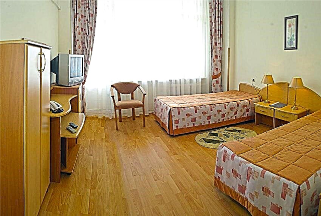 Sanatorium diberi nama Frunze di Sochi, keterangan, foto, dan tempahan dengan harga murah